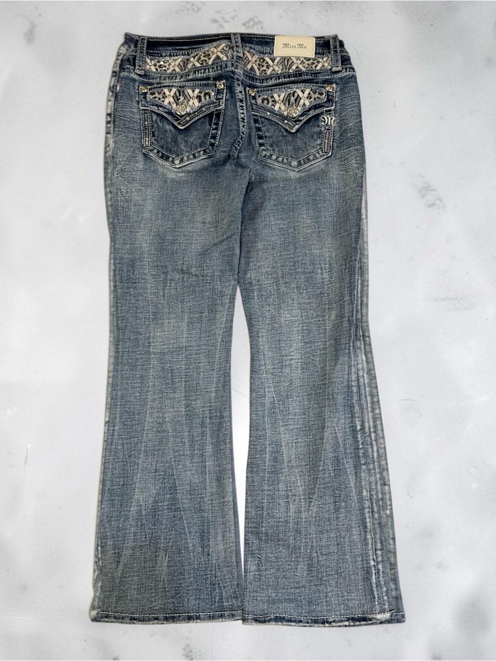 Miss Me Los Angles Women's Mid Rise Bootcut Light Denim Blue Jeans Size 28